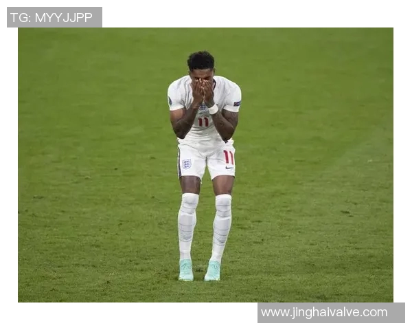 足球明星背后的悲剧故事他的父亲遭遇不幸被杀的真相揭秘 足球明星背后的悲剧故事他的父亲遭遇不幸被杀的真相揭秘